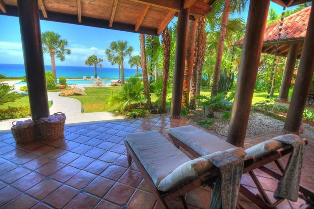 Villa Ataraxia Luxury Beachfront Vacation Rental Cabarete Exterior foto
