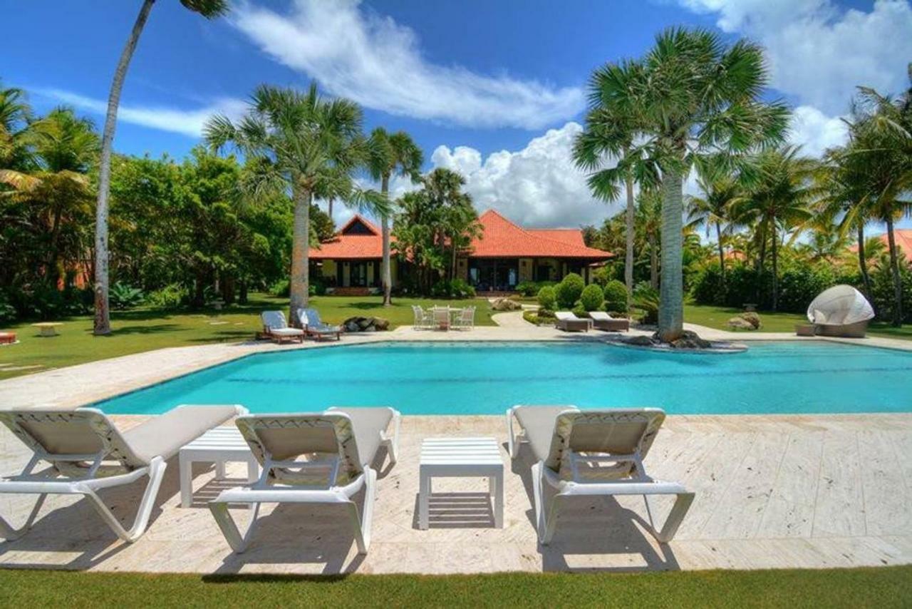 Villa Ataraxia Luxury Beachfront Vacation Rental Cabarete Exterior foto